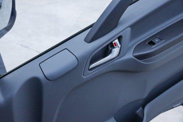 ���� ˧��Q6 �ھ��� 150���� 4.15�׵�����ʽ�Ῠ(HFC5043XXYP71K3C7S)ͼƬ