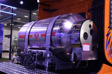 һ����� J7 660���� 6X4 LNG�Զ���ǣ����(����)(CA4250P77M26T1E6)ͼƬ