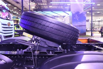 һ����� J7 660���� 6X4 LNG�Զ���ǣ����(����)(CA4250P77M26T1E6)ͼƬ