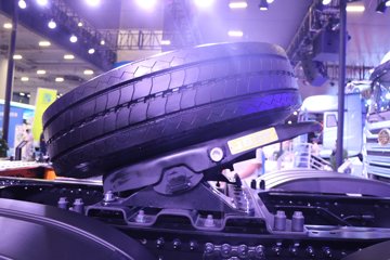 һ����� J7 660���� 6X4 LNG�Զ���ǣ����(����)(CA4250P77M26T1E6)ͼƬ