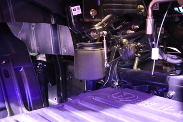 һ����� J7 660���� 6X4 LNG�Զ���ǣ����(����)(CA4250P77M26T1E6)ͼƬ