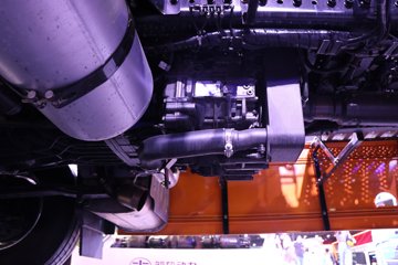 һ����� J7 660���� 6X4 LNG�Զ���ǣ����(����)(CA4250P77M26T1E6)ͼƬ