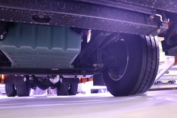 һ����� J7 660���� 6X4 LNG�Զ���ǣ����(����)(CA4250P77M26T1E6)ͼƬ