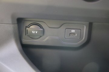 ����E˳�� 2025�� ���綯 3.8�׵��������Ῠ ʱ���°�63.75kWhͼƬ