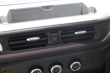 ����E˳�� 2025�� ���綯 3.8�׵��������Ῠ ʱ���°�63.75kWhͼƬ