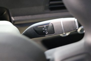 ����E˳�� 2025�� ���綯 3.8�׵��������Ῠ ʱ���°�63.75kWhͼƬ