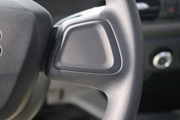 ����E˳�� 2025�� ���綯 3.8�׵��������Ῠ ʱ���°�63.75kWhͼƬ