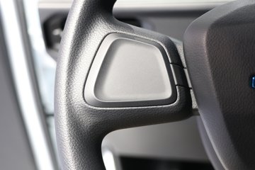 ����E˳�� 2025�� ���綯 3.8�׵��������Ῠ ʱ���°�63.75kWhͼƬ