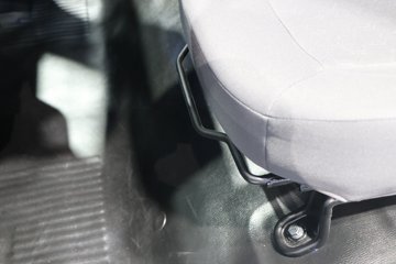 ����E˳�� 2025�� ���綯 3.8�׵��������Ῠ ʱ���°�63.75kWhͼƬ