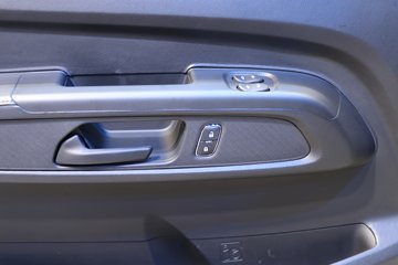 ����E˳�� 2025�� ���綯 3.8�׵��������Ῠ ʱ���°�63.75kWhͼƬ