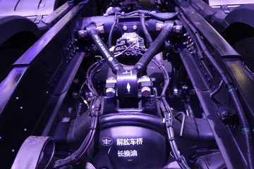 һ����� J6V�ؿ� �캽�� 660���� 6X4 LNG�Զ���ǣ����(Һ��)(CA4250P66M26T1E6)ͼƬ