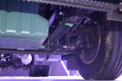 一汽解放 J6V重卡 领航版 660马力 6X4 LNG自动档牵引车(液缓)(CA4250P66M26T1E6)