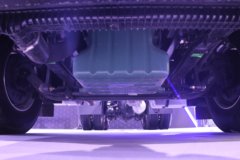 一汽解放 J6V重卡 领航版 660马力 6X4 LNG自动档牵引车(液缓)(CA4250P66M26T1E6)