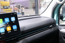 Van宝路&nbsp;电动封闭厢货驾驶室图片