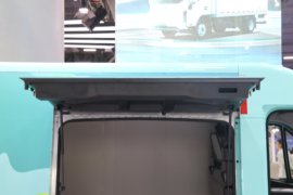 Van宝路&nbsp;电动封闭厢货货厢图片