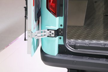 ���� Van��· V10����̽���� 2�� 5.78�״��綯��ʽ���䳵53.58kWhͼƬ
