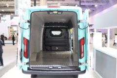 江淮 Van宝路 V10宁德探索版 2座 5.78米纯电动厢式运输车53.58kWh