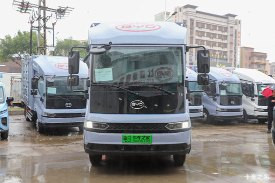 ǵT5EV ҵ 4.5T 4.03׵Ŵ綯ʽῨ90kWh