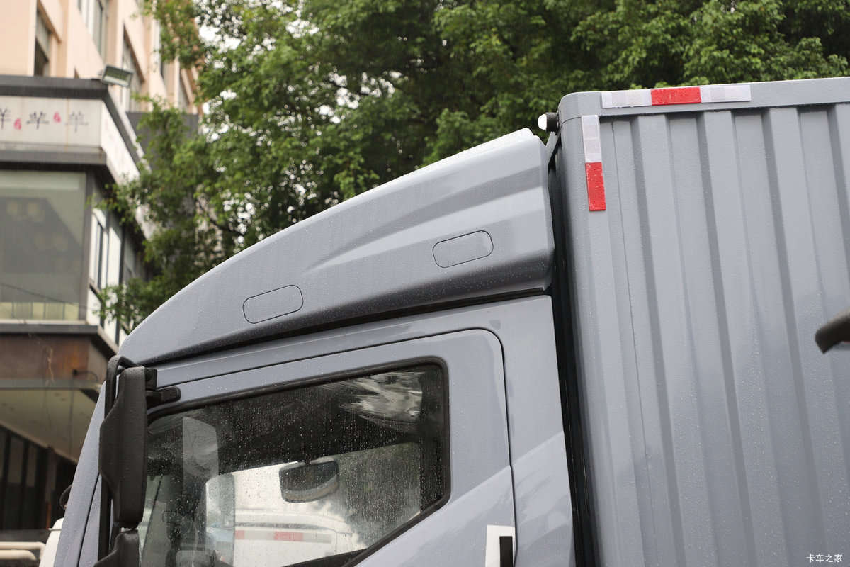 ǵT5EV Ƽ 4.5T 4.03׵Ŵ綯ʽῨ132kWh