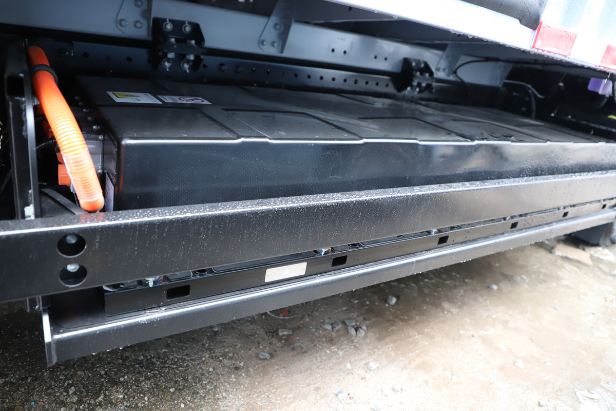 ǵT5EV Ƽ 4.5T 4.03׵Ŵ綯ʽῨ132kWh