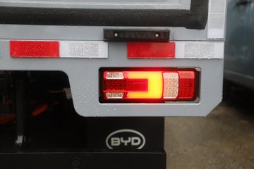 ǵT5EV Ƽ 4.5T 4.03׵Ŵ綯ʽῨ132kWhͼƬ