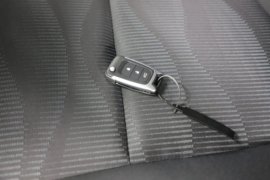 大V&nbsp;电动封闭厢货驾驶室图片