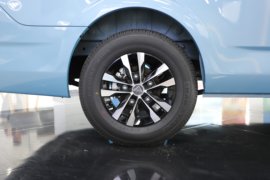 大V&nbsp;电动封闭厢货底盘图片