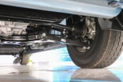 福田图雅诺 大V 7座 5.49米纯电动平顶轻客53.58kWh