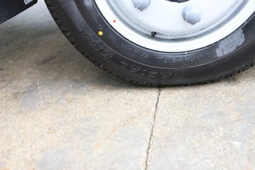 ŷ���� ����EX 4.5T 3.8�׵��Ŵ��綯��ʽС��77kWhͼƬ