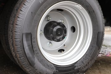 ŷ���� ����EX 4.5T 3.8�׵��Ŵ��綯��ʽС��77kWhͼƬ