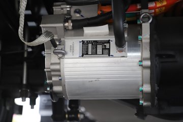 ŷ���� ����EX 4.5T 3.8�׵��Ŵ��綯��ʽС��77kWhͼƬ