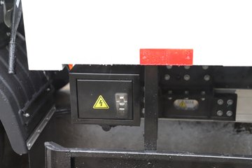 ŷ���� ����EX 4.5T 3.8�׵��Ŵ��綯��ʽС��77kWhͼƬ