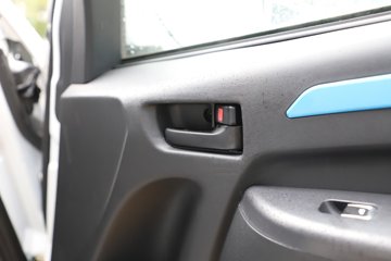 Զ�� E6 3.5T 5.45���ж����綯��ʽ���䳵50.38kWhͼƬ