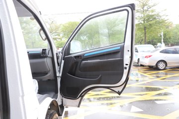 Զ�� E6 3.5T 5.45���ж����綯��ʽ���䳵50.38kWhͼƬ