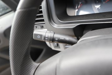 Զ�� E6 3.5T 5.45���ж����綯��ʽ���䳵50.38kWhͼƬ