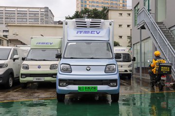 祥菱Q分体式&nbsp;电动冷藏车外观图片