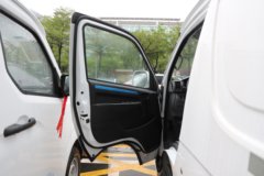 远程 E6 3.5T 5.45米中顶纯电动厢式运输车50.38kWh