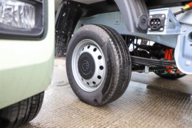 祥菱Q分体式&nbsp;电动冷藏车底盘图片