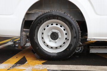 Զ�� E6 3.5T 5.45���ж����綯��ʽ���䳵50.38kWhͼƬ