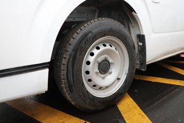 Զ�� E6 3.5T 5.45���ж����綯��ʽ���䳵50.38kWhͼƬ