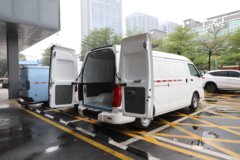 远程 E6 3.5T 5.45米中顶纯电动厢式运输车50.38kWh