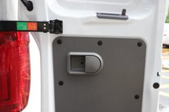远程 E6 3.5T 5.45米中顶纯电动厢式运输车50.38kWh