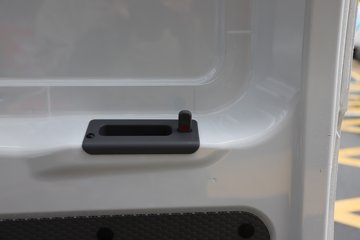 Զ�� E6 3.5T 5.45���ж����綯��ʽ���䳵50.38kWhͼƬ