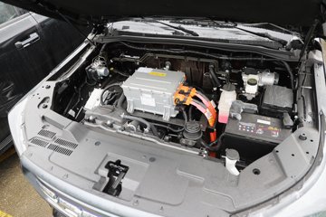 ����󽫾�EV 2025�� ��׼�� ���� ����˫�Ŵ��綯Ƥ�� ����ʱ��63kWhͼƬ