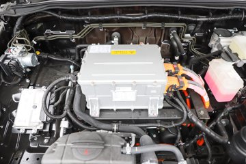 ����󽫾�EV 2025�� ��׼�� ���� ����˫�Ŵ��綯Ƥ�� ����ʱ��63kWhͼƬ