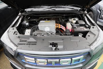 ����󽫾�EV 2025�� ��׼�� ���� ����˫�Ŵ��綯Ƥ�� ����ʱ��63kWhͼƬ