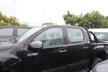 ����󽫾�EV 2025�� ��׼�� ���� ����˫�Ŵ��綯Ƥ�� ����ʱ��63kWhͼƬ