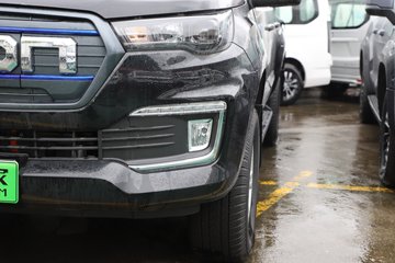 ����󽫾�EV 2025�� ��׼�� ���� ����˫�Ŵ��綯Ƥ�� ����ʱ��63kWhͼƬ