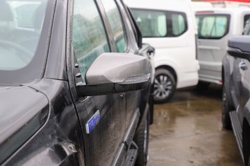 ����󽫾�EV 2025�� ��׼�� ���� ����˫�Ŵ��綯Ƥ�� ����ʱ��63kWhͼƬ