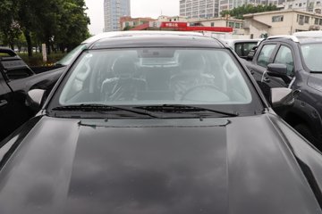 ����󽫾�EV 2025�� ��׼�� ���� ����˫�Ŵ��綯Ƥ�� ����ʱ��63kWhͼƬ